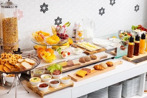 自助餐（例子）